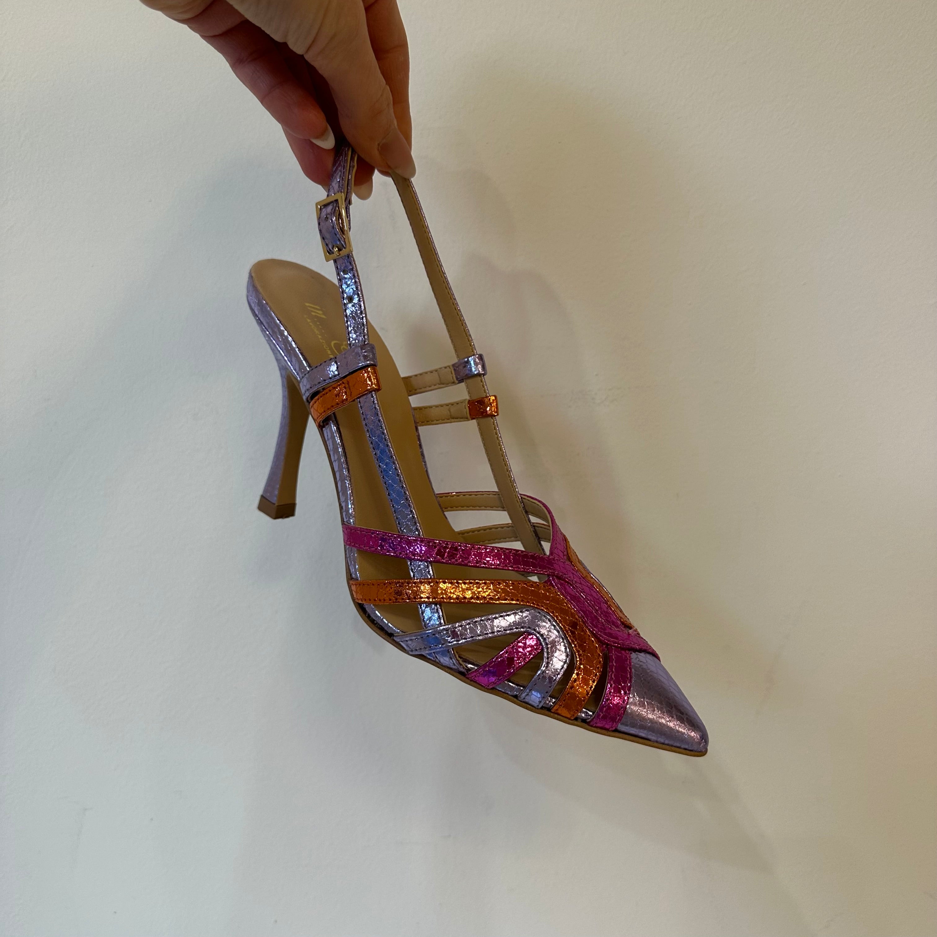 Madeline Di Rainbow Club | Scarpe Da Sposa Mary Jane In Raso Avorio Tingibile Madeline Madeline Di Rainbow Club | Scarpe Da Sposa Mary Jane In Raso Avorio Tingibile Madeline
