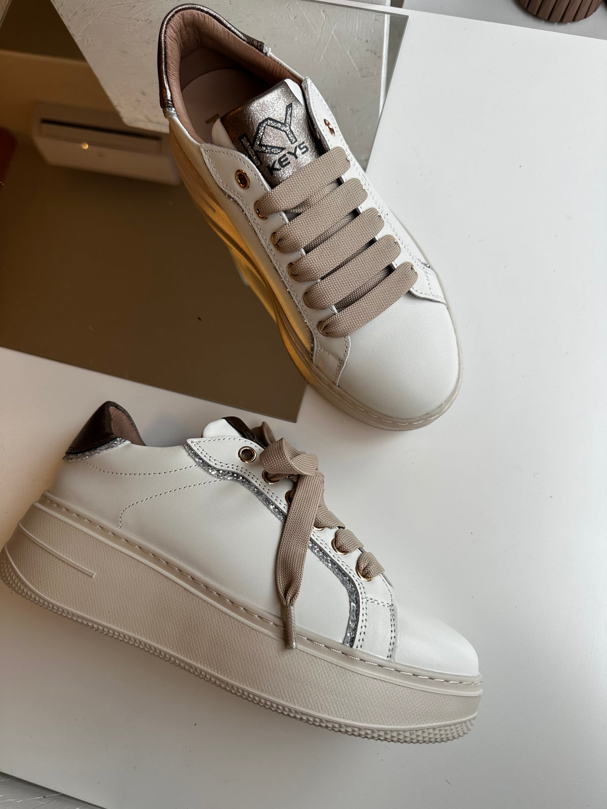 Sneakers Keys