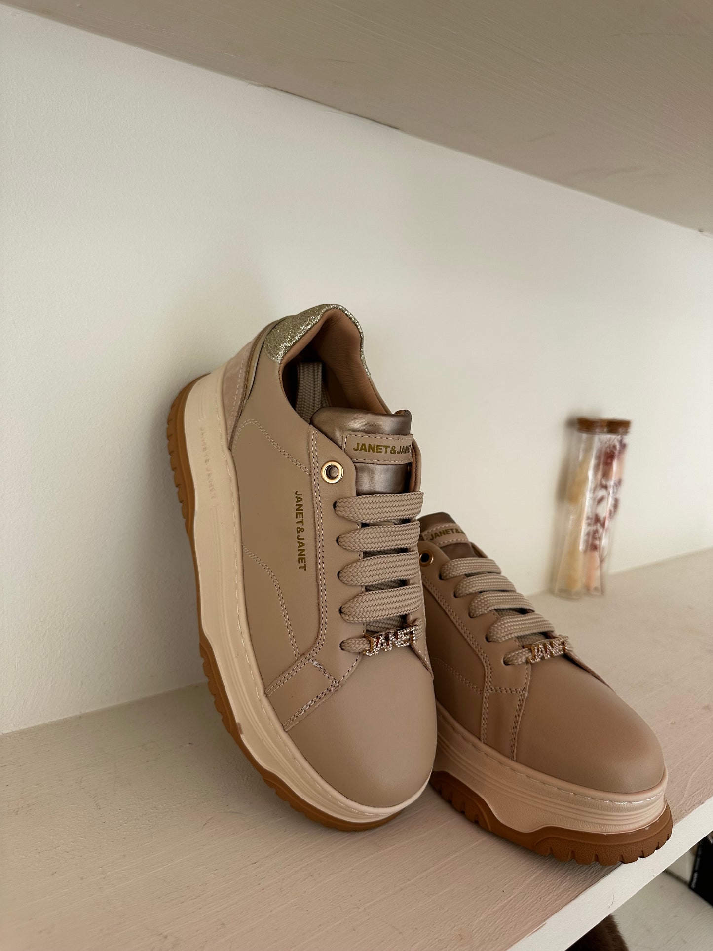 Sneakers sabbia Janet & Janet