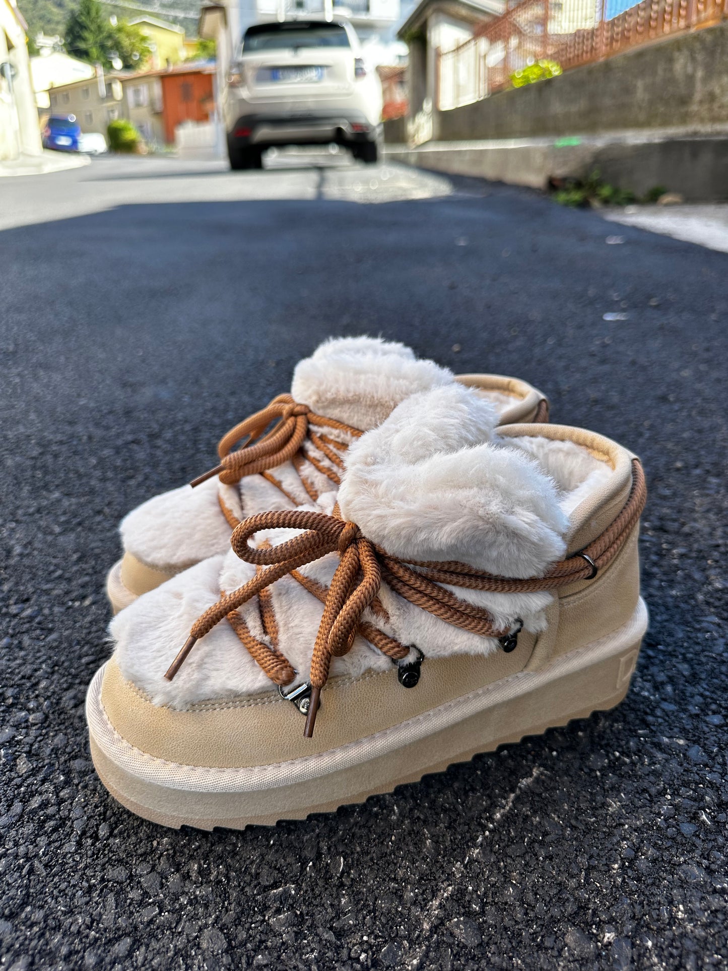 Nordic fur low beige