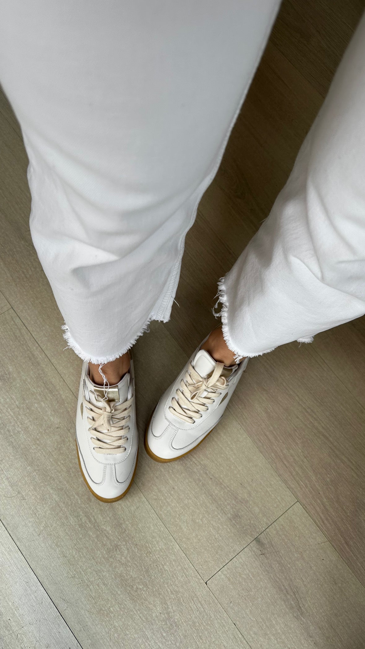 Sneakers White and gold