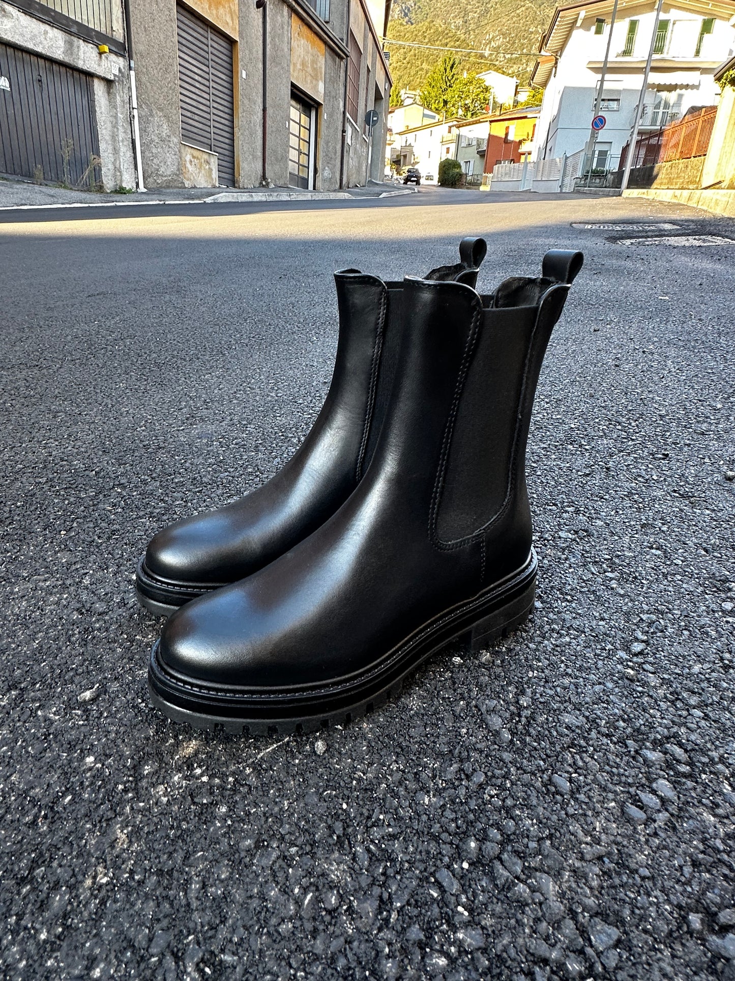 Combat boot
