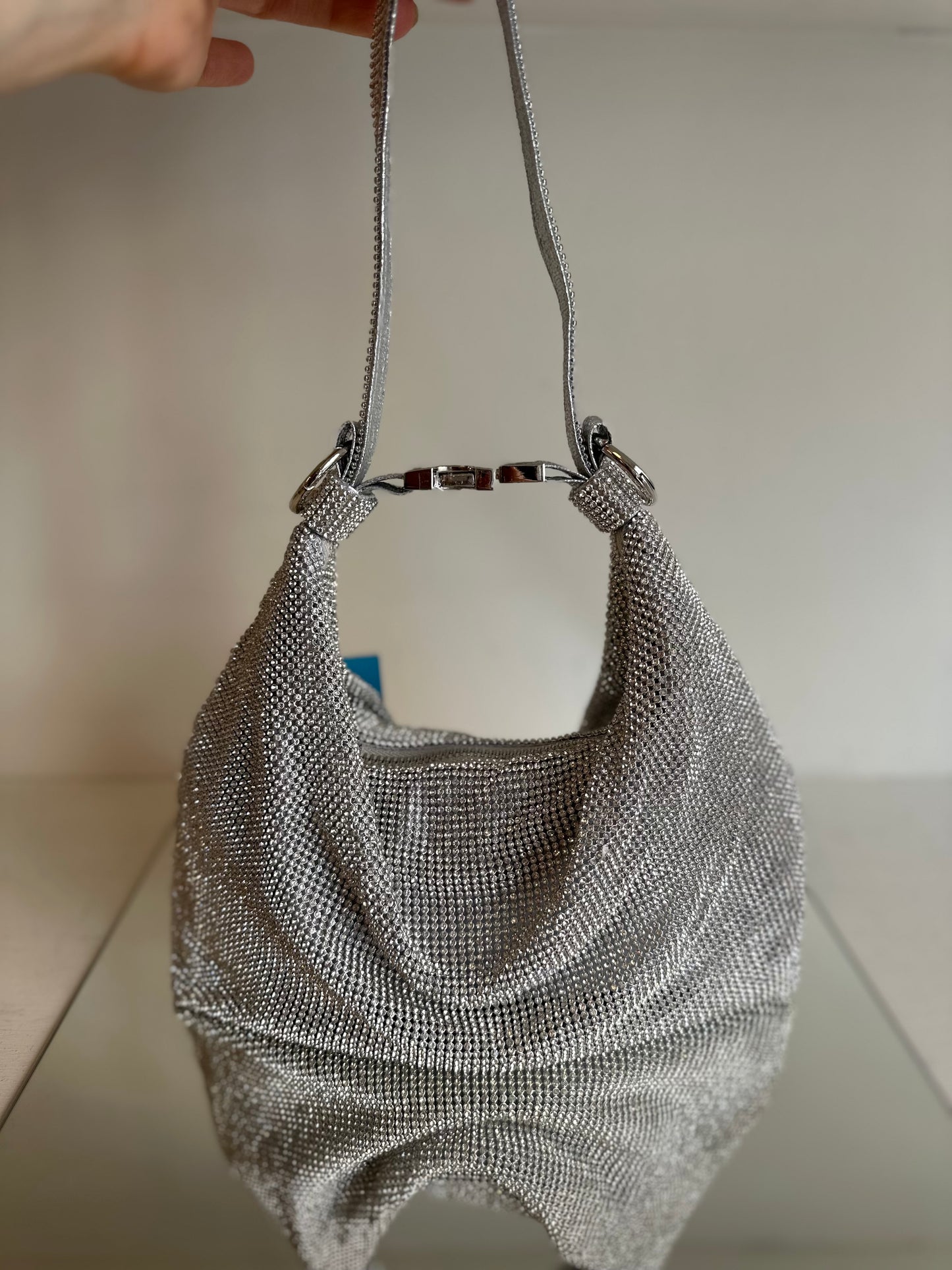 Borsa Shine
