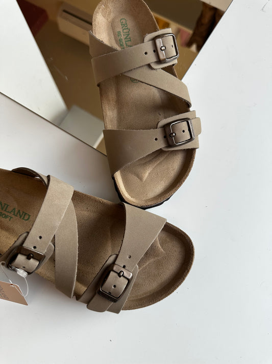 Grunland kaki