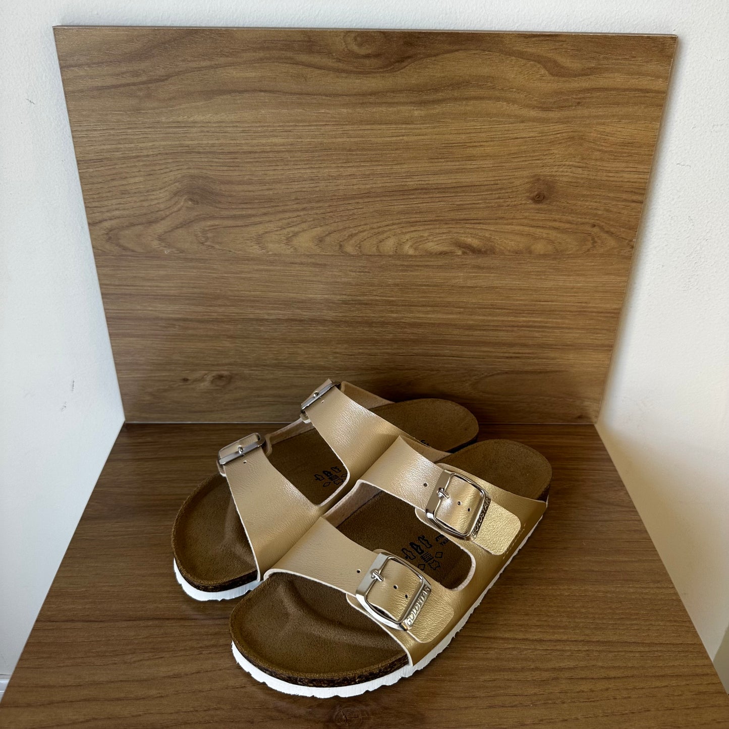 Ciabatte metal platino