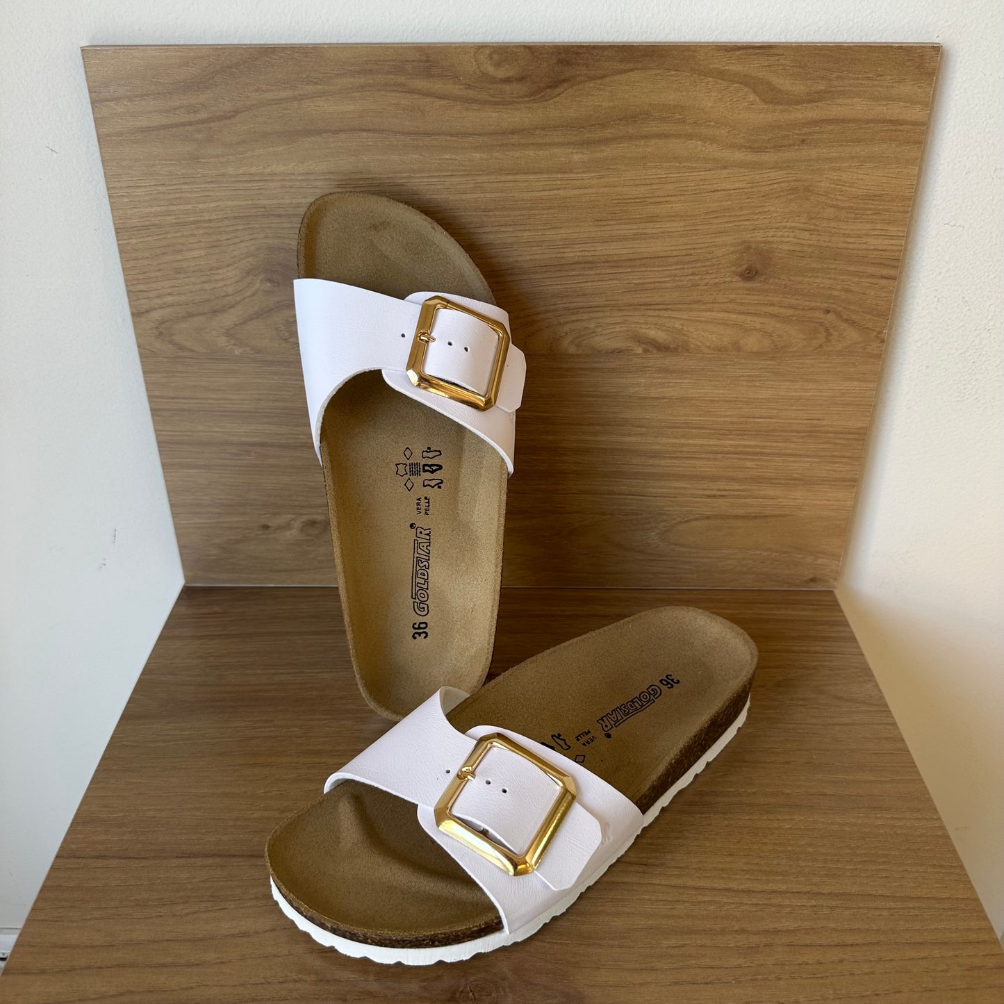 Ciabatta bianca fascia