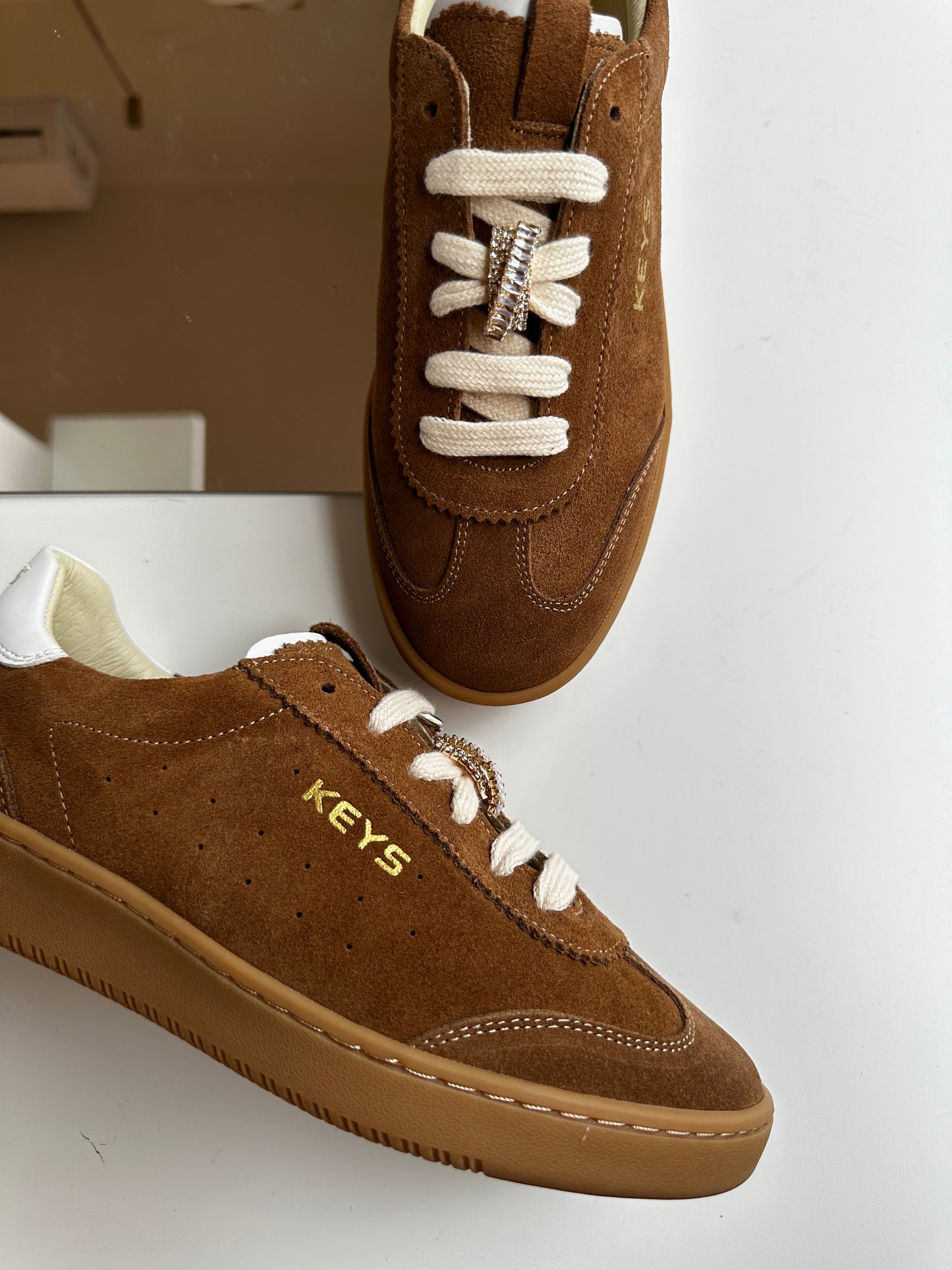 Sneakers Keys Caramel