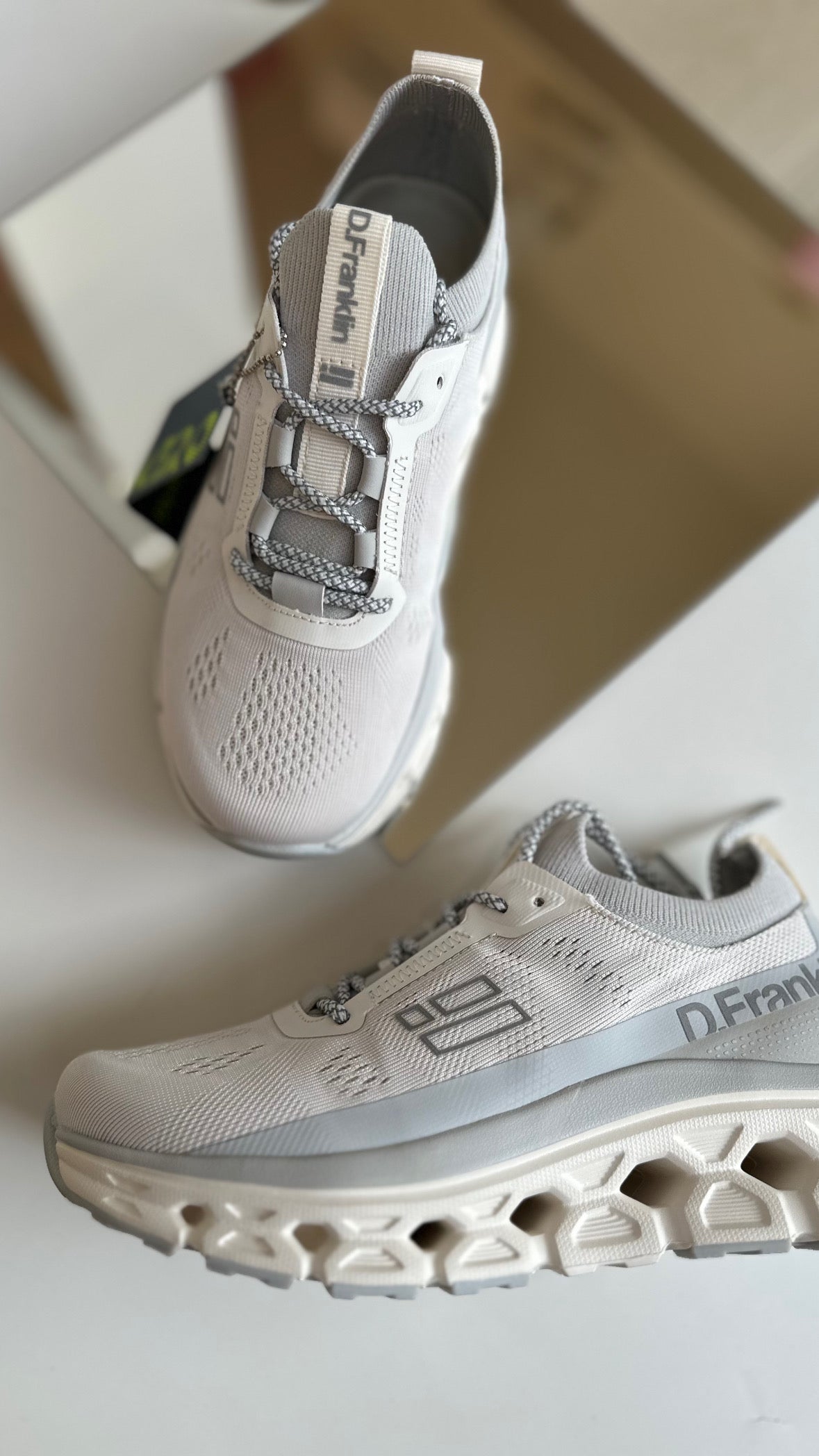 Aero Off White D.Franklin
