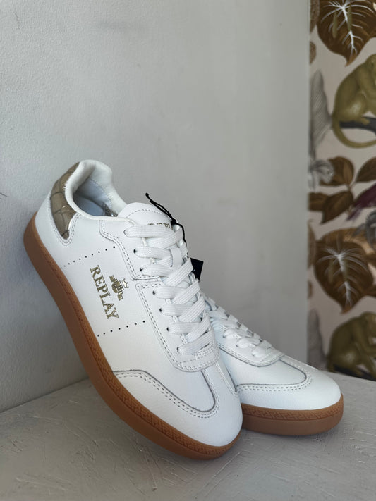 Sneakers replay White