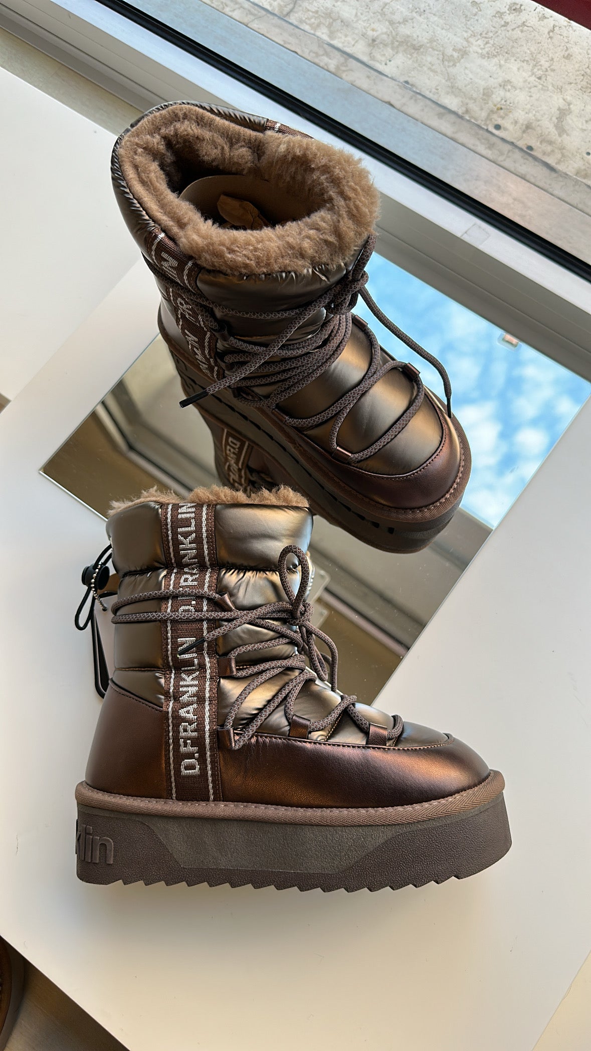 Nordic Bomb bronze