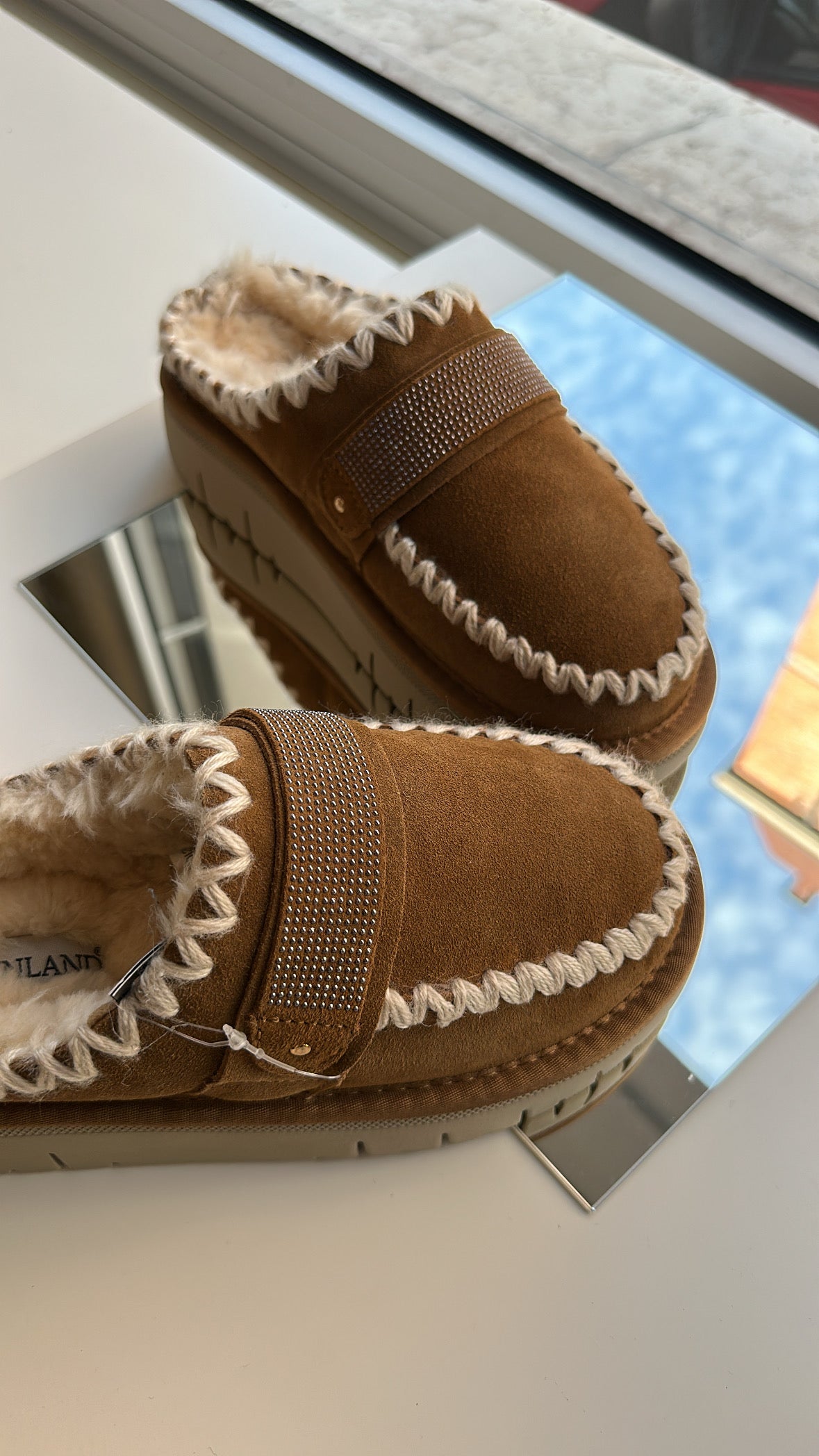 Slipper fur Grunland