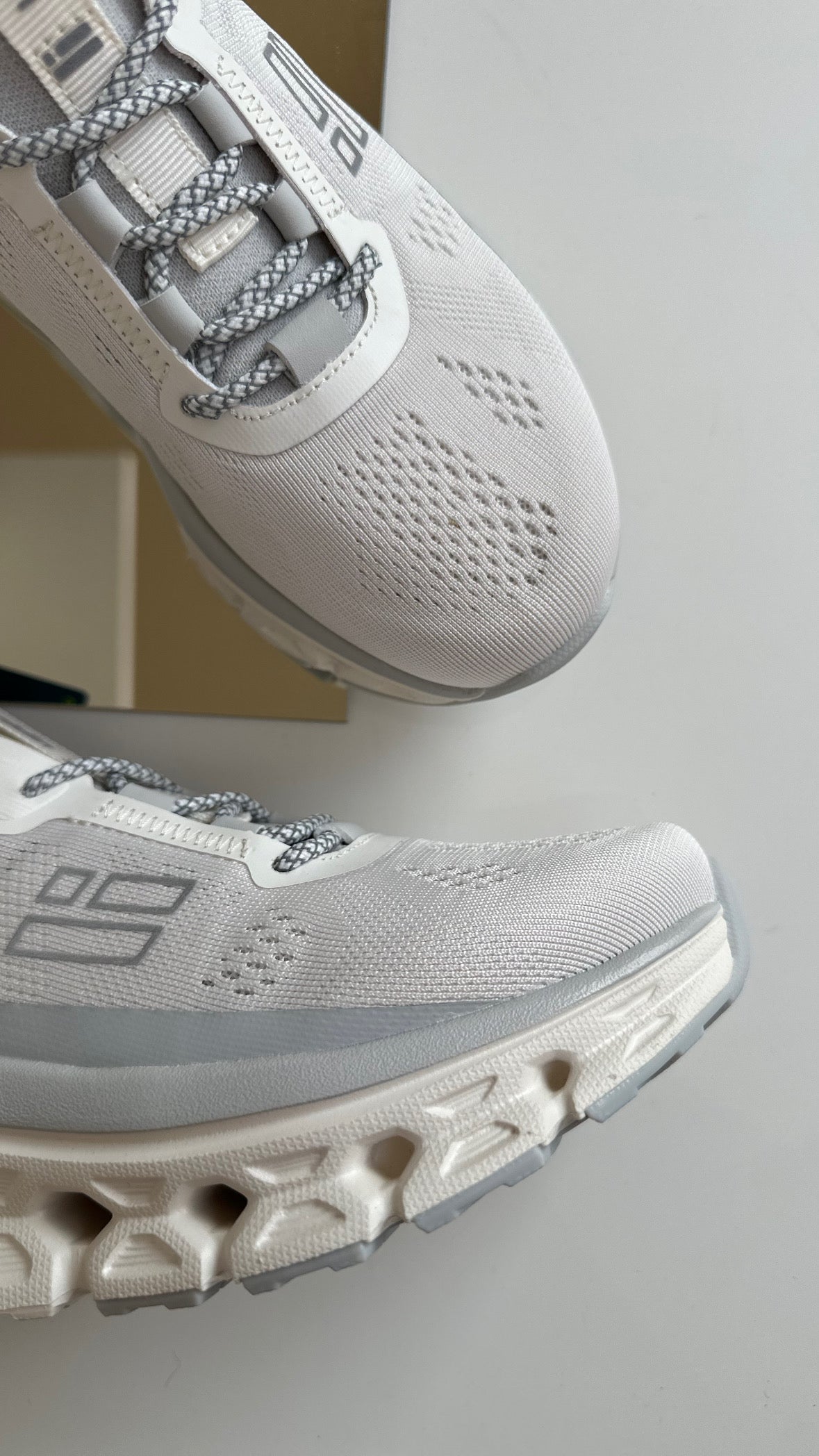 Aero Off White D.Franklin