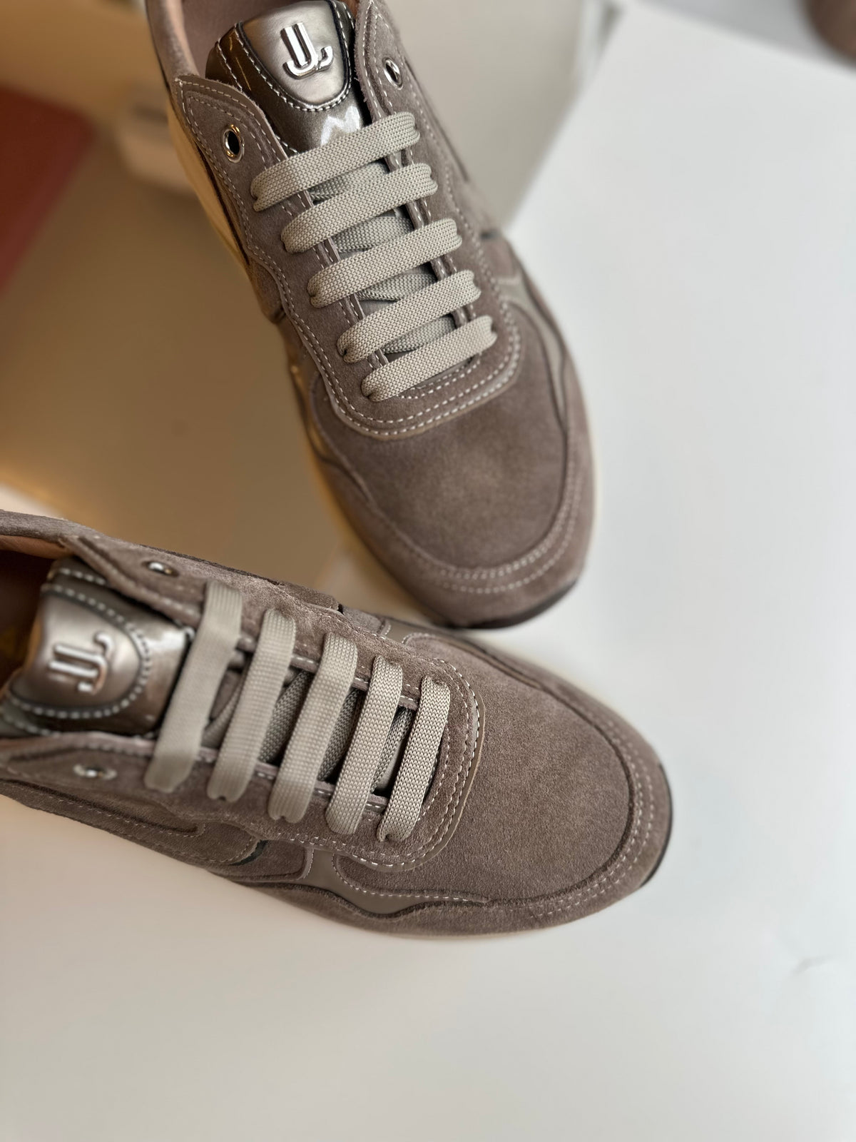 Sneakers taupe Janet&Janet